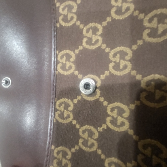 Gucci Brown Monogram Wallet - Picture 3 of 11